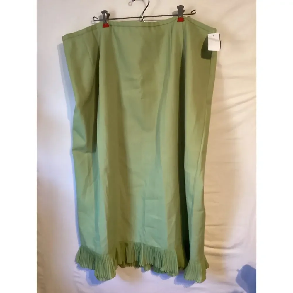 2189 Samantha Rose Womans Embroidered Top and Skirt Matching Set Lime Size 28W